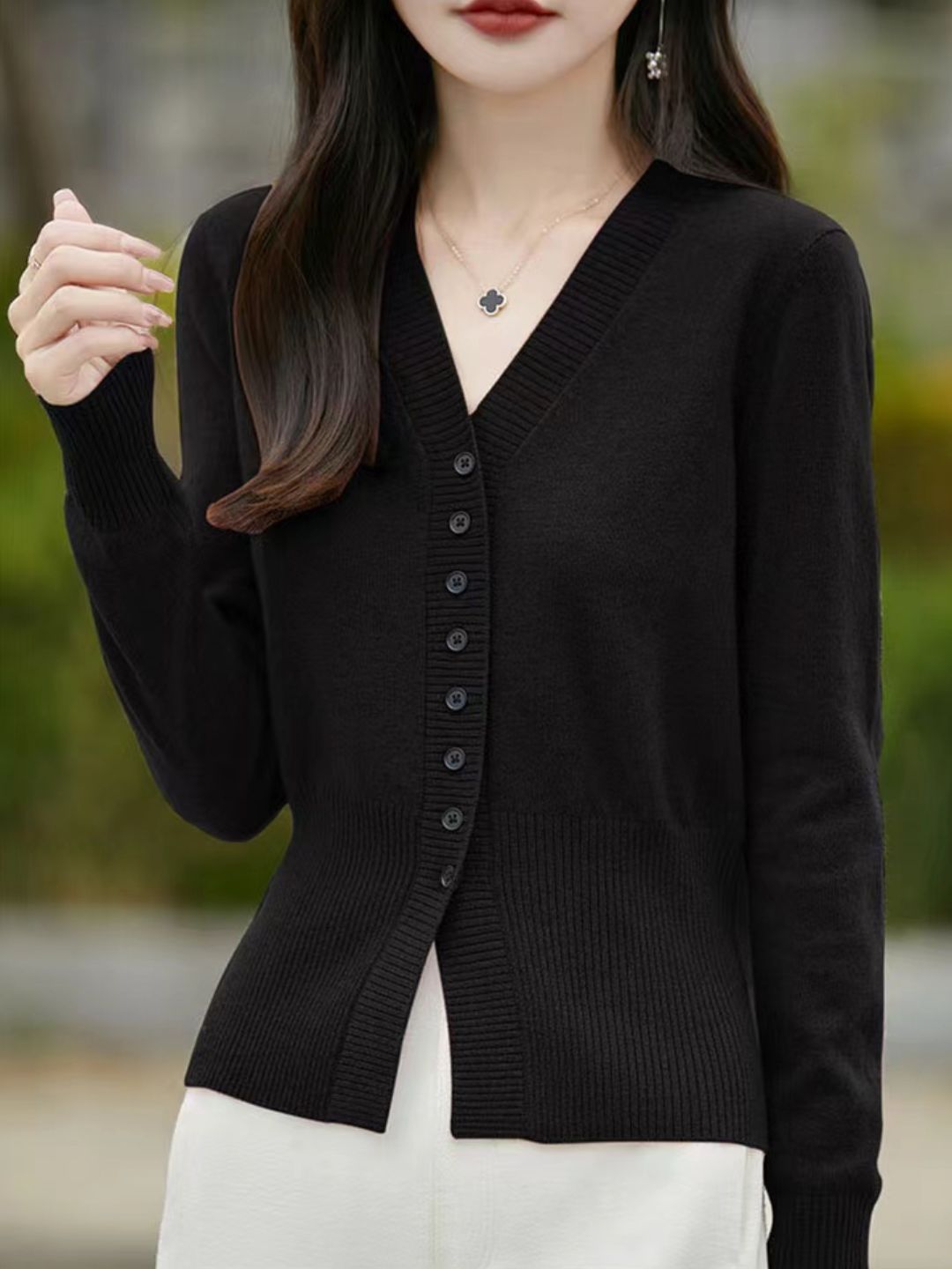 French V-neck Simple Knitted Cardigan