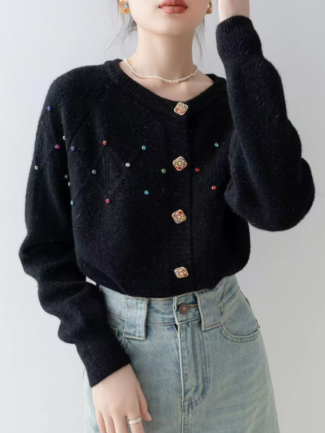 Crew Neck Beaded Knit Cardigan