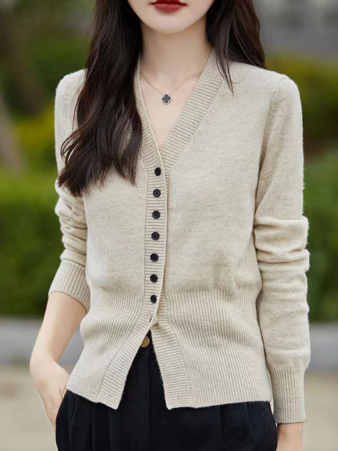 French V-neck Simple Knitted Cardigan