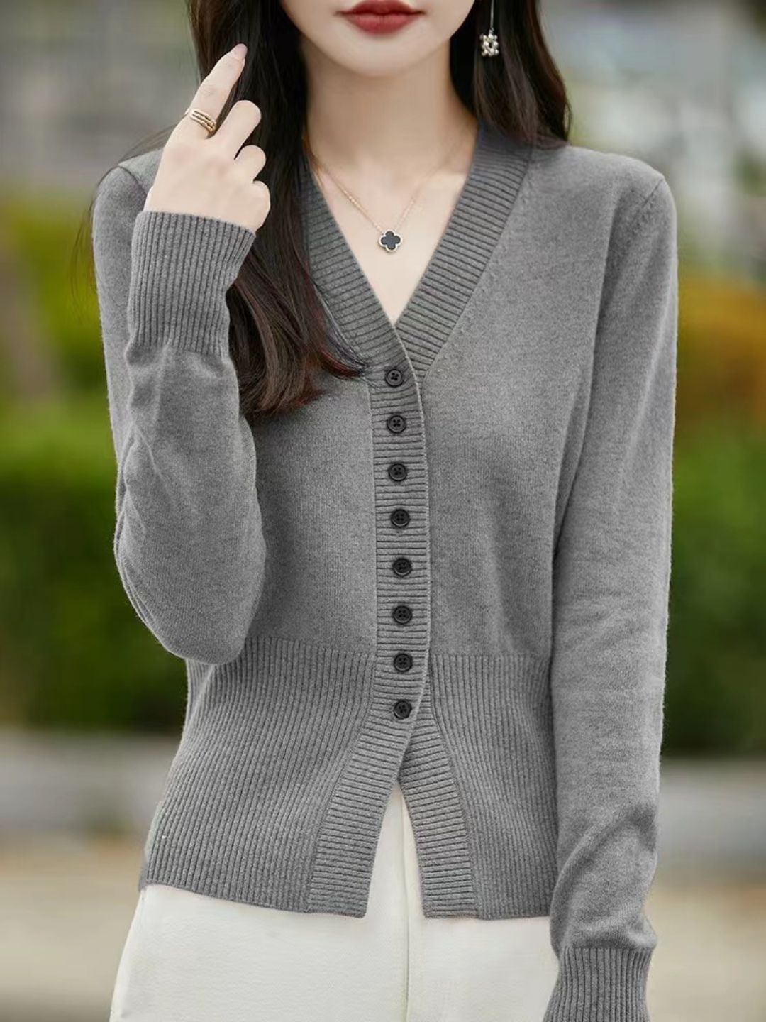 French V-neck Simple Knitted Cardigan