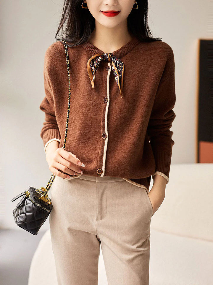 Vintage Crew Neck knitted Cardigan - Brown