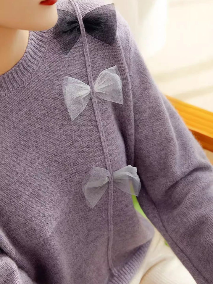 Chic Bow Crewneck Sweater