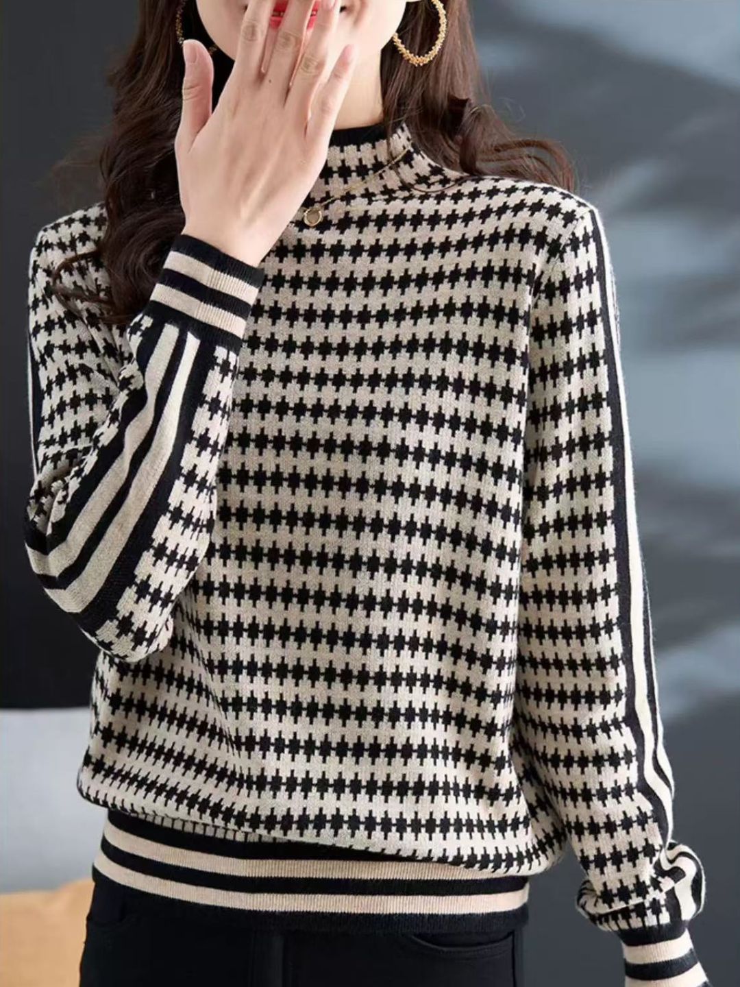 Houndstooth Half Turtleneck Sweater