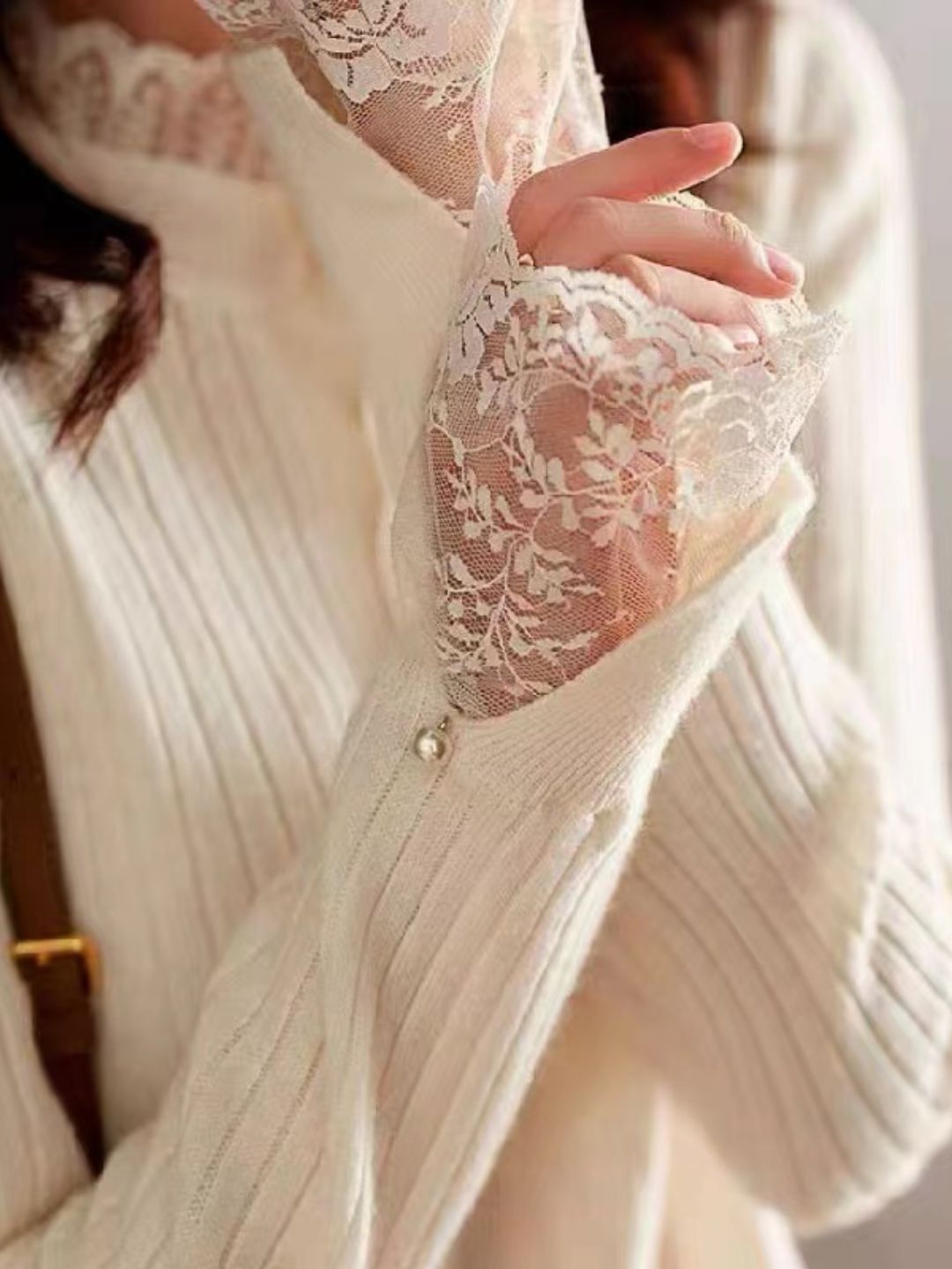 Temperament Lace Sleeve Sweater