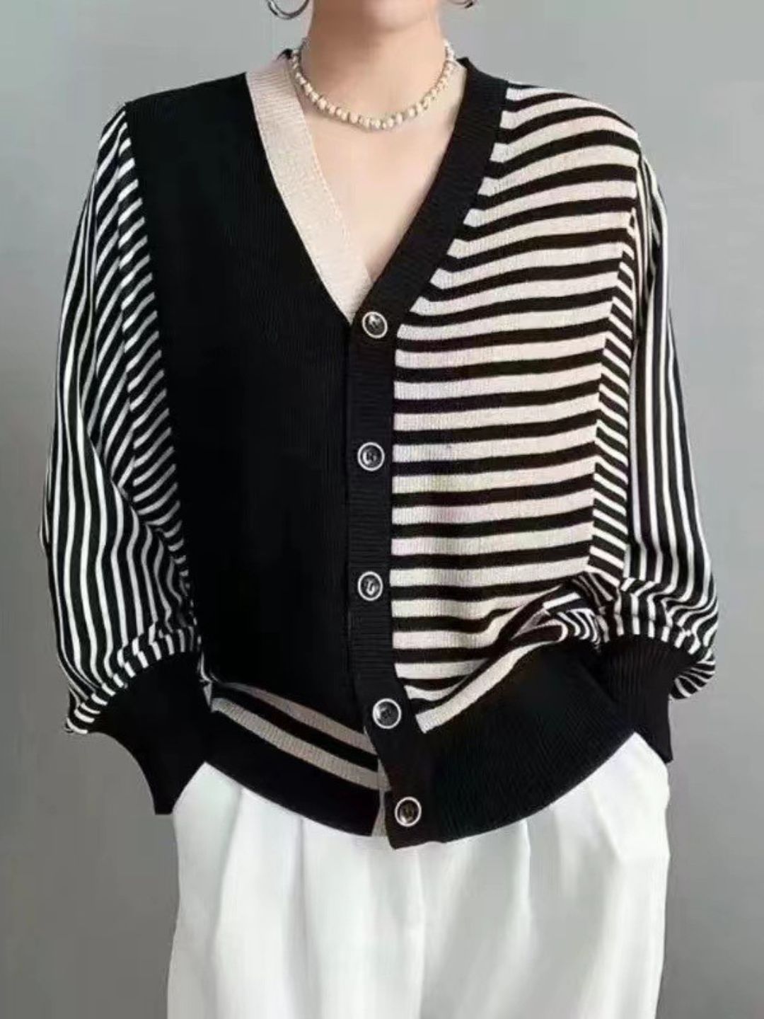 Casual V-Neck Striped Knitted Cardigan