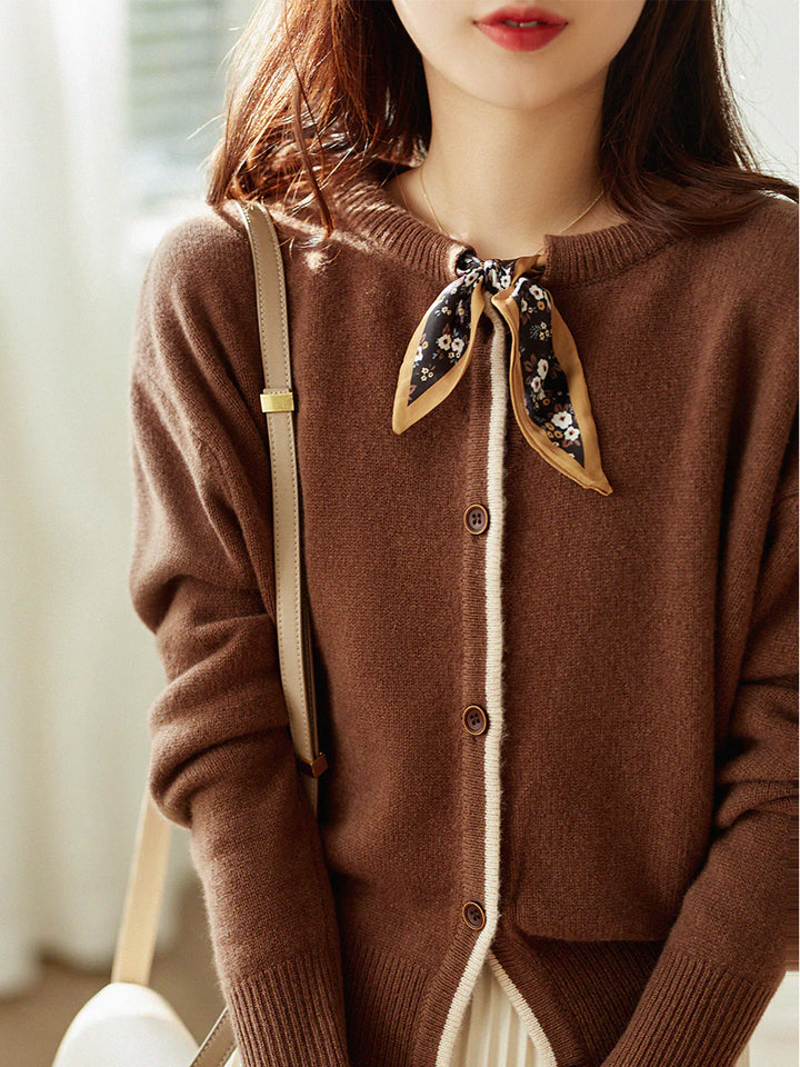 Vintage Crew Neck knitted Cardigan - Brown