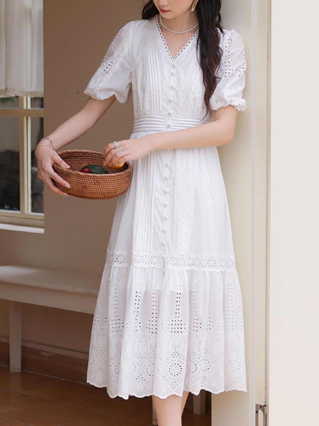 V-neck Lace Puff Sleeve Midi Dress