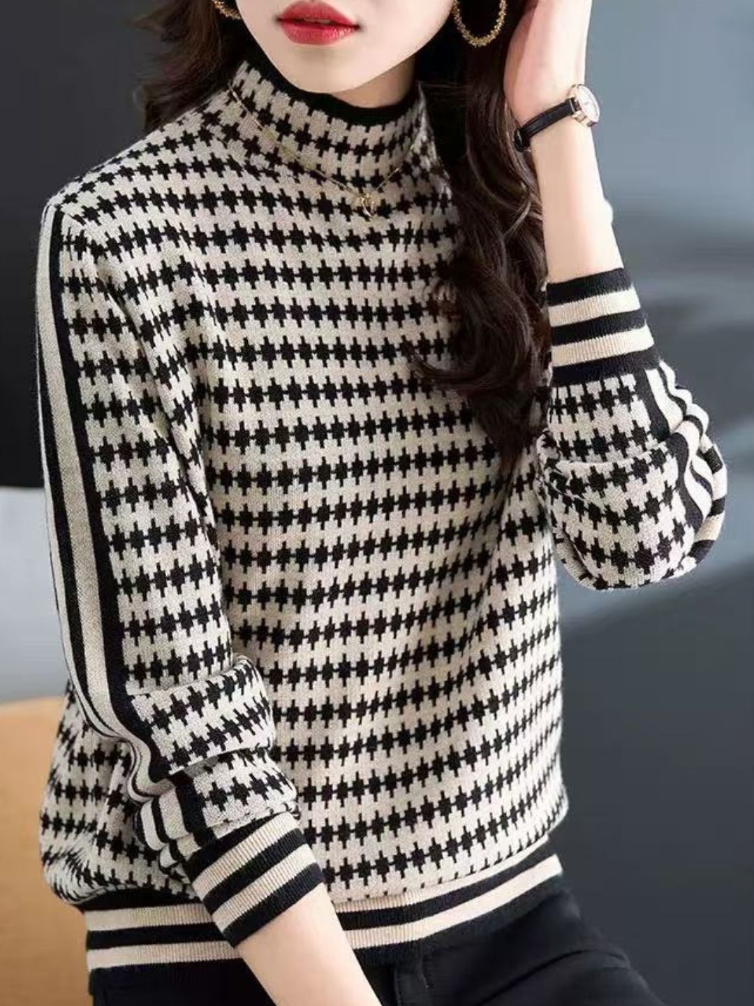 Houndstooth Half Turtleneck Sweater