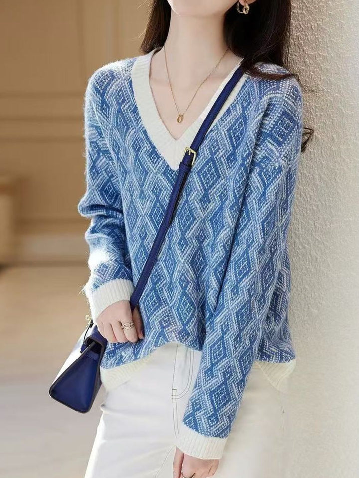 V-neck Contrast Check Sweater