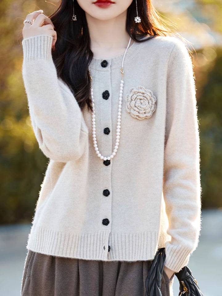 Round Neck Peony Solid Color Loose Sweater