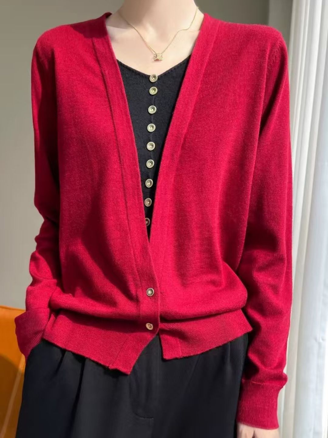 V-neck Colorblock Knitted Cardigan