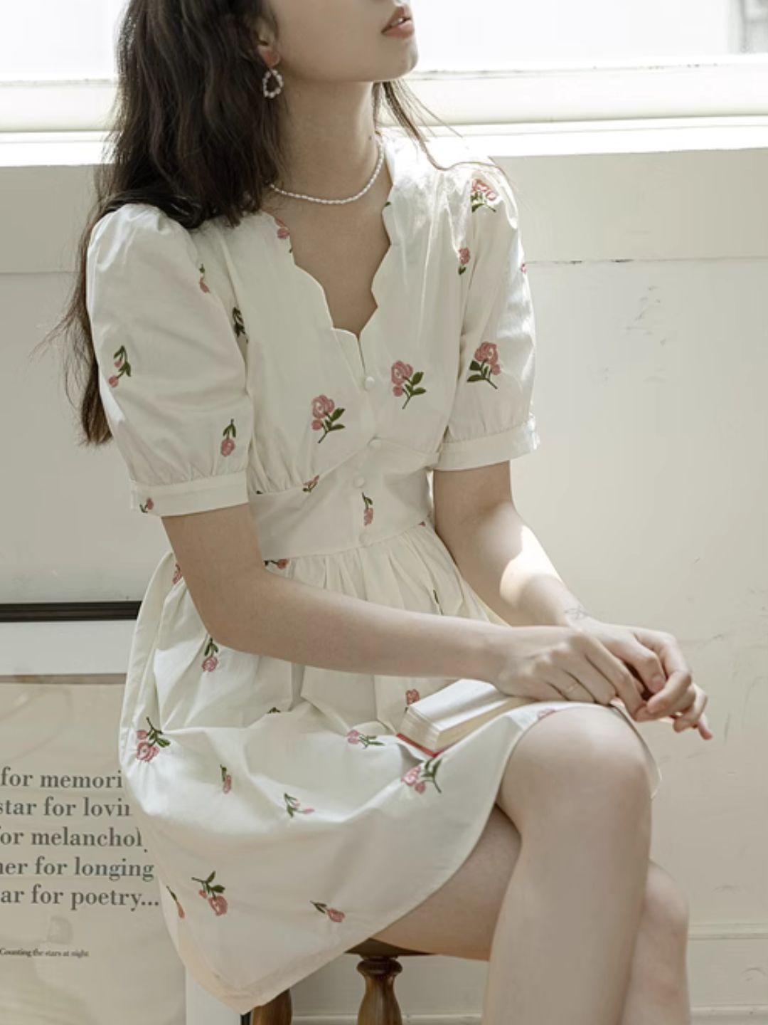 V-neck Flower Embroidered Puff Sleeve Dress