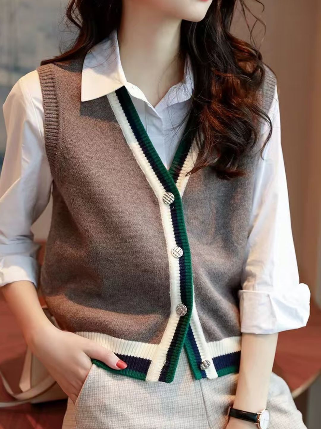 Casual V-neck Knitted Vest