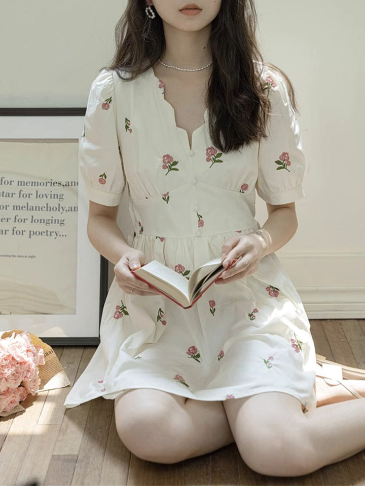 V-neck Flower Embroidered Puff Sleeve Dress