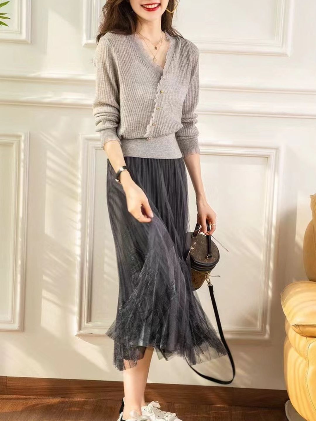 Casual V-neck Lace Knitted Cardigan