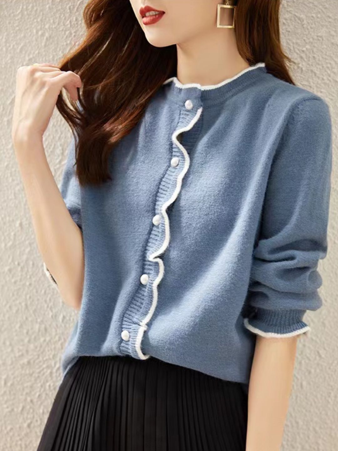 Elegant Solid Color Knitted Cardigan - Blue