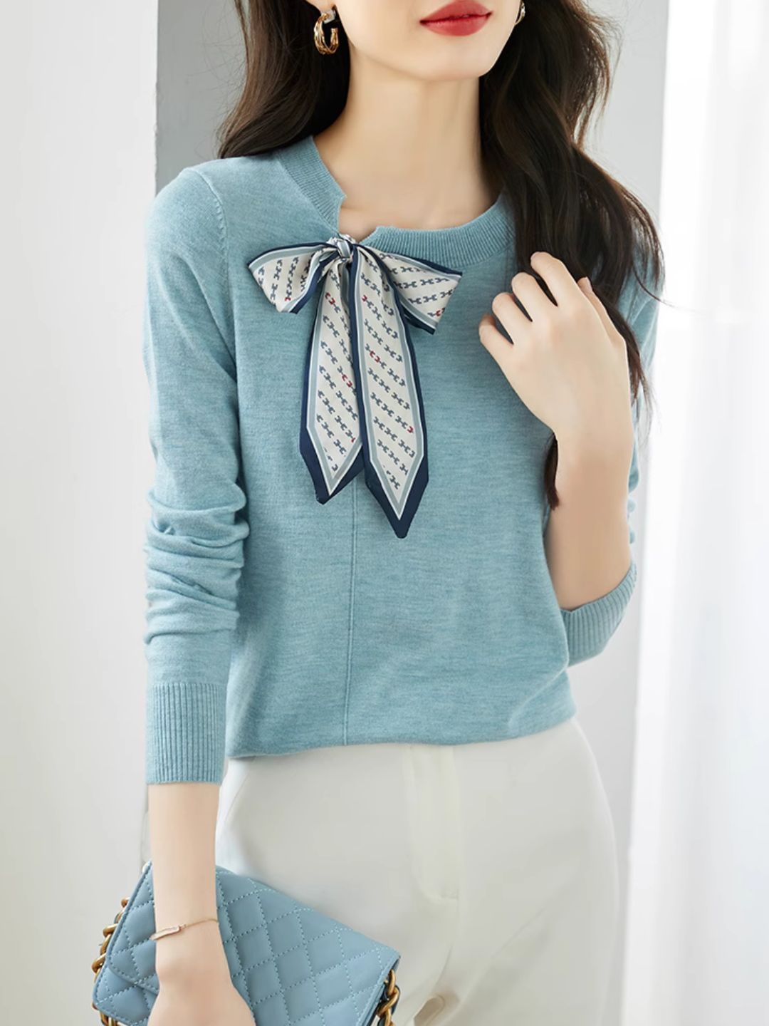 Retro Crew Neck Bow Knitted Top - Blue