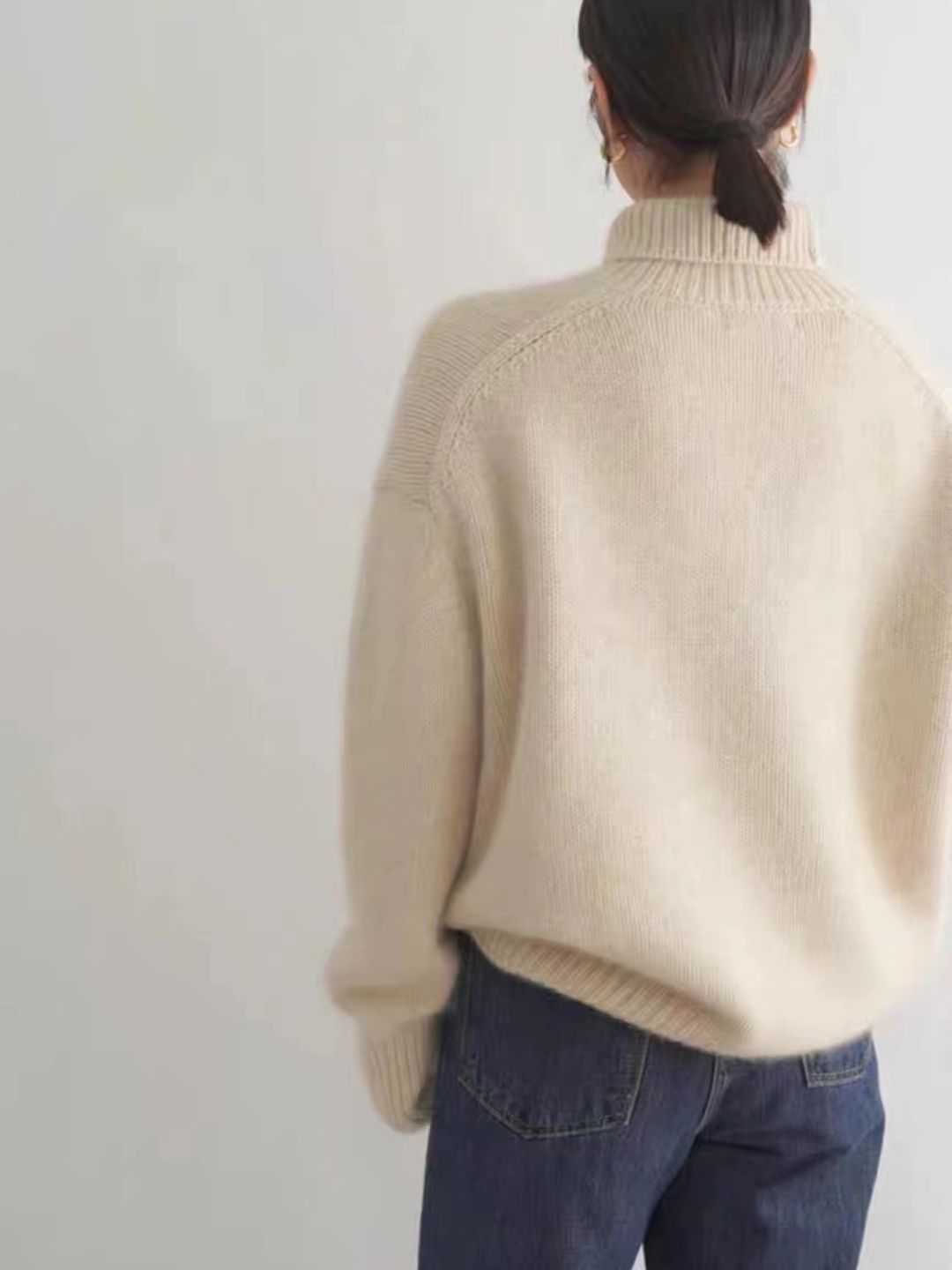 Turtleneck Solid Color Knitted Top -  Grey