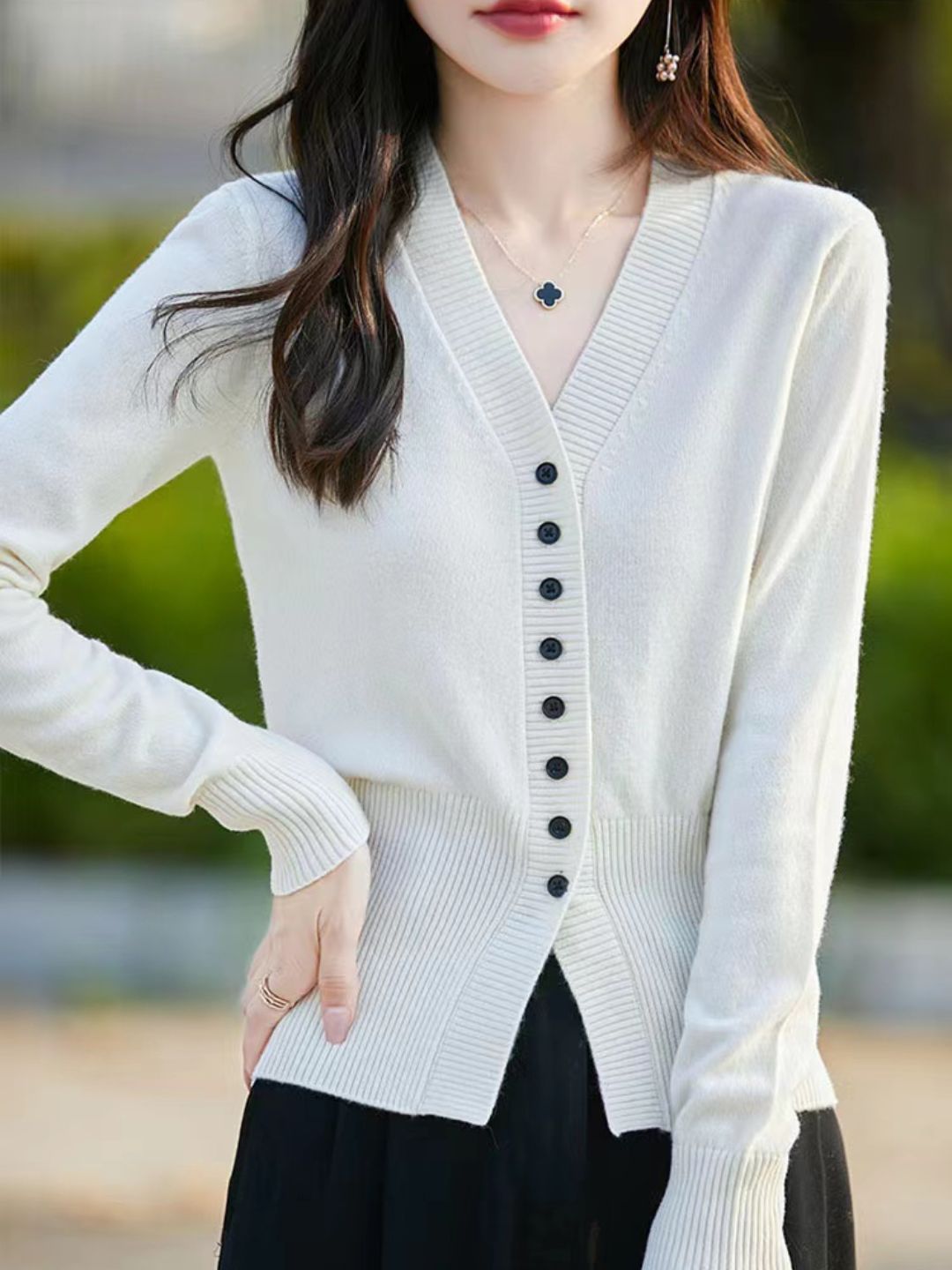 French V-neck Simple Knitted Cardigan