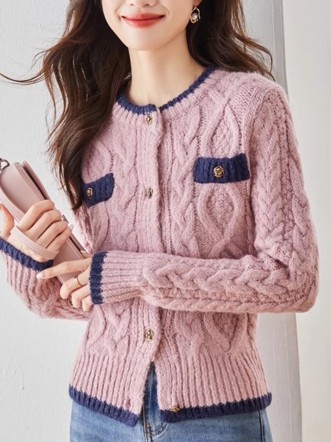 Classic Crew Neck Contrast Cardigan