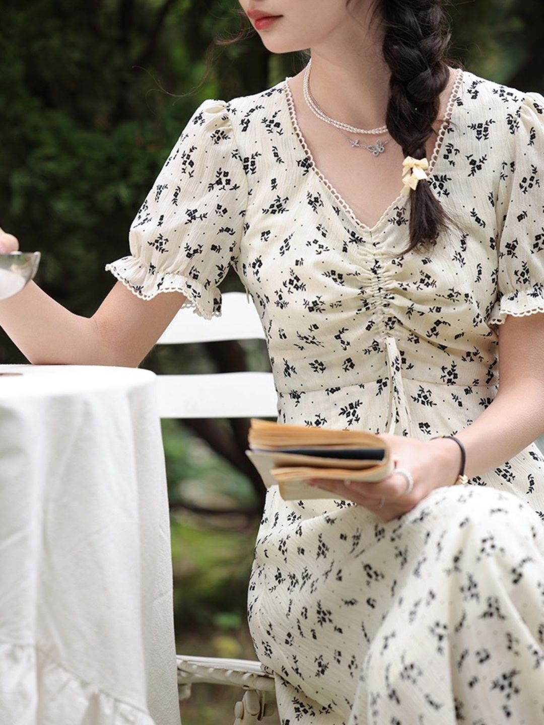 Heart-neck Floral Dress