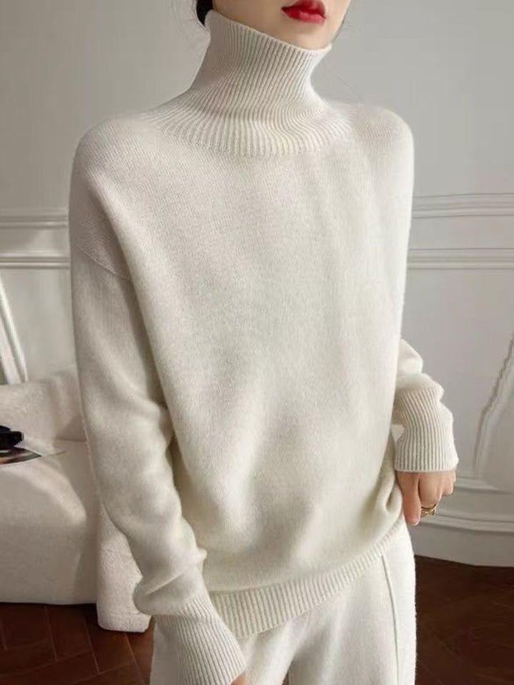 Turtleneck Solid Color Knitted Top -  Grey