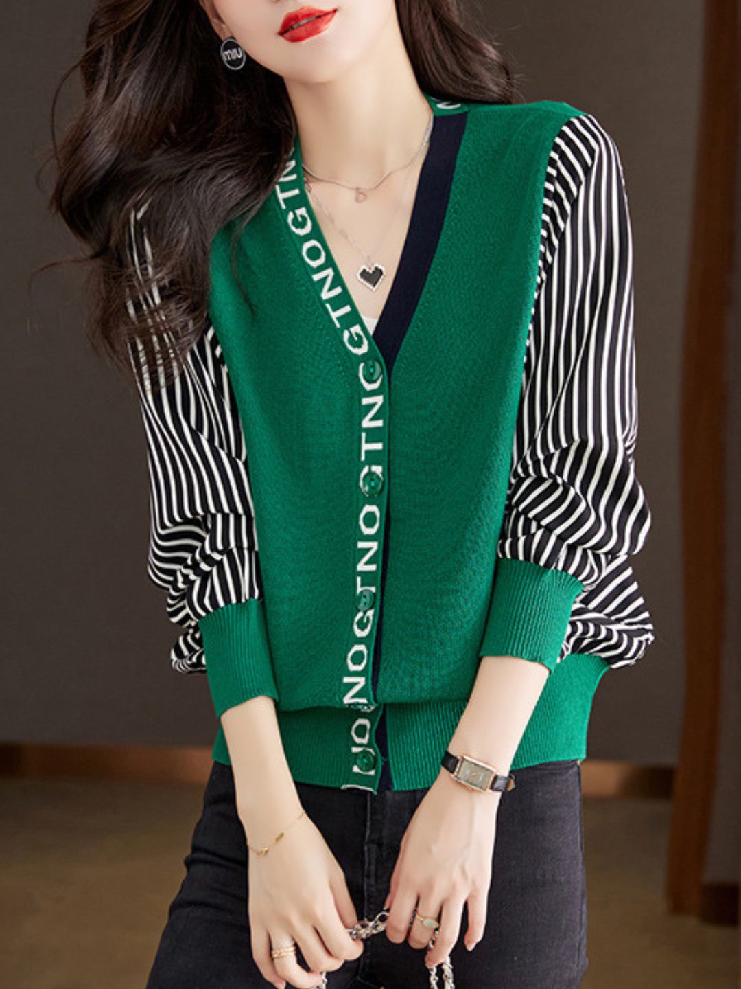 Casual V-Neck Striped Knitted Cardigan