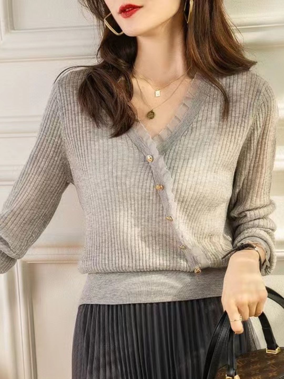 Casual V-neck Lace Knitted Cardigan